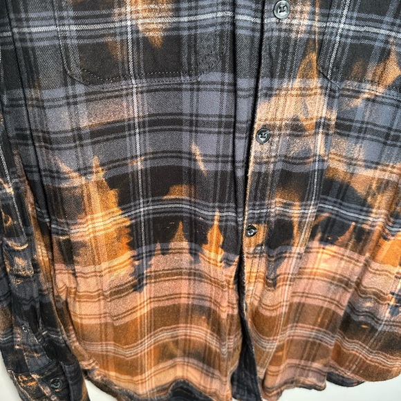 Vintage-style Johnny Cash Folsom Prison custom flannel - Picture 4 of 6